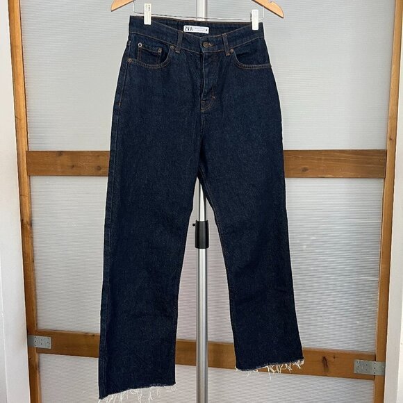 Zara High Rise‎ Button Fly Straight Cropped Raw Hem Denim Jeans Dark Wash Sz 4 - Picture 1 of 13